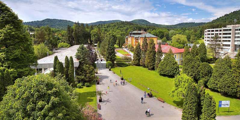 Оздоровлення у Словаччині: курорт Бардєєвські купелі